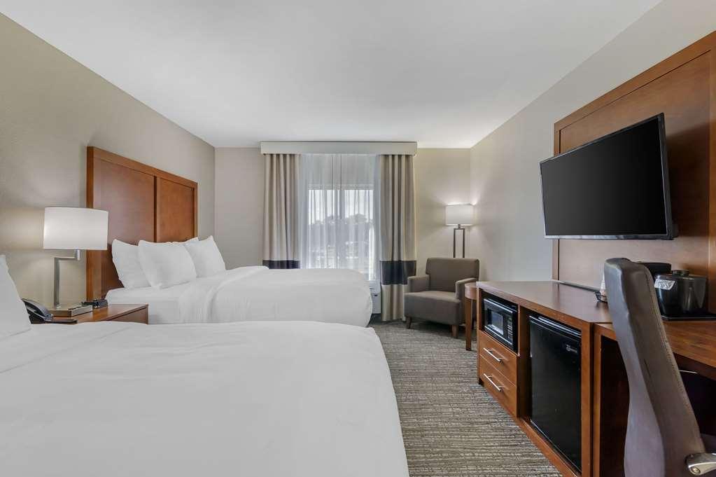 Comfort Inn & Suites Brunswick Room photo