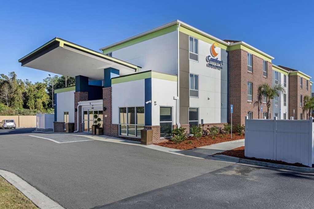 Comfort Inn & Suites Brunswick Exterior photo